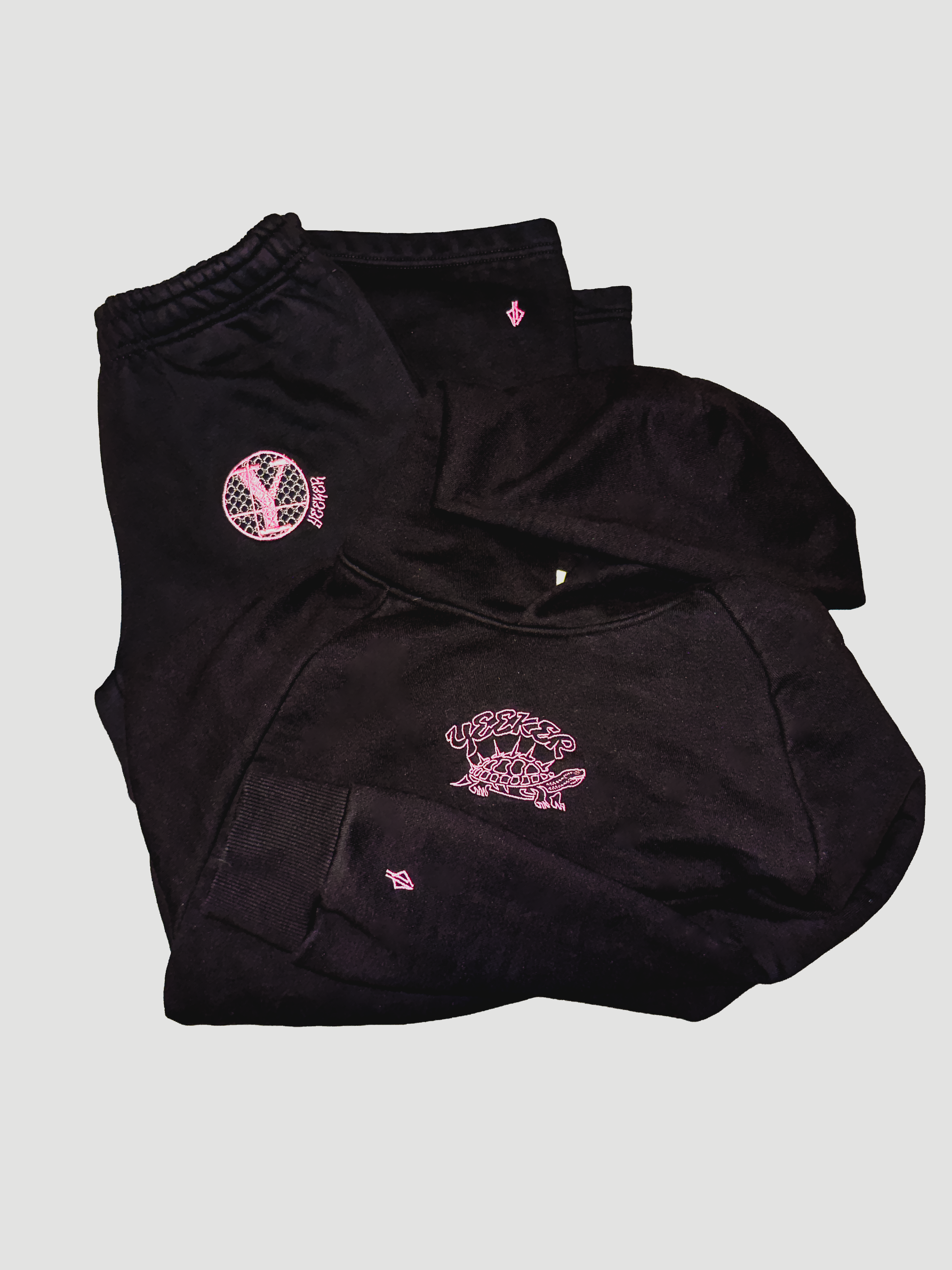 Yeeker Classic Sweats